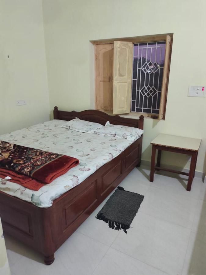 Budha Ashram Guest House Бодх-Гая Экстерьер фото
